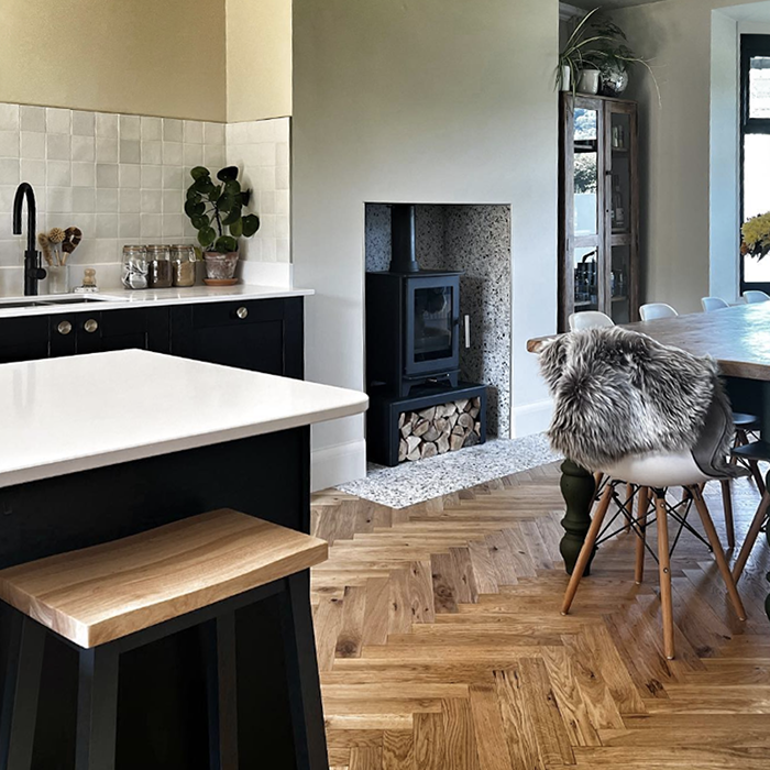 Venezia Bianco porcelain floor tiles